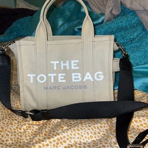 Marc Jacobs The Tote Bag